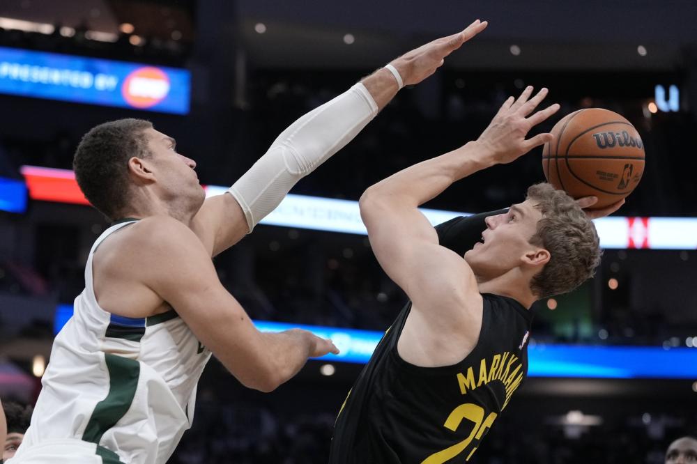 跻身前十 跻身前十