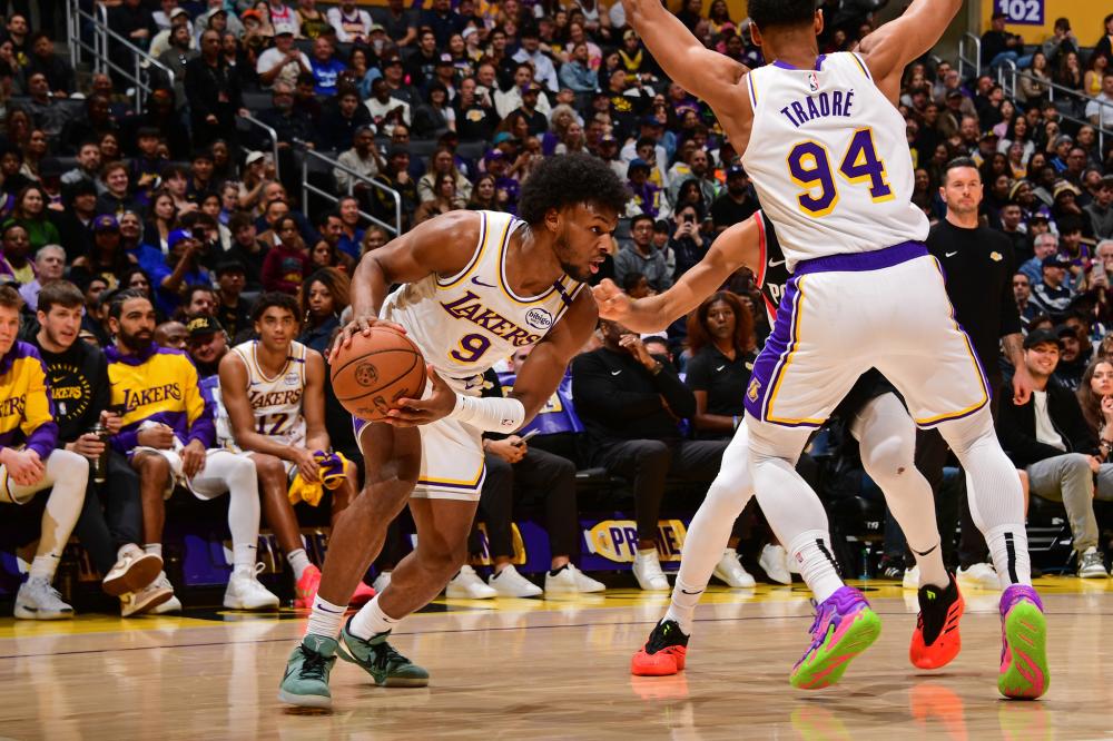 界赛场上积 界赛场上积